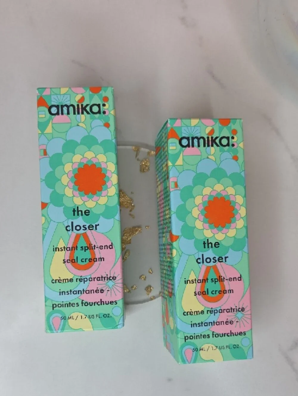 Amika The Closer Instant Split-End Seal Cream. This is a lightweight, 2-in-1 - Picture 2 of 2